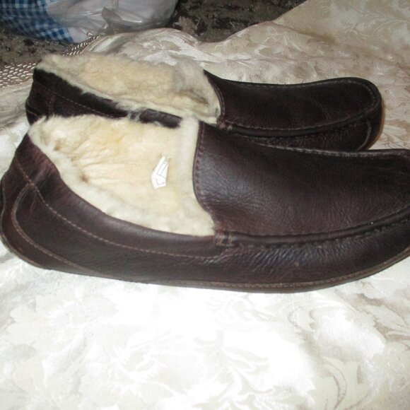 Dark Brown Leather Men\'s UGG Slippers size 12 main image 4